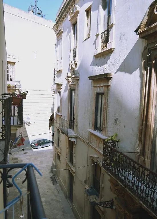 Casa San Lorenzo Trapani 0*,